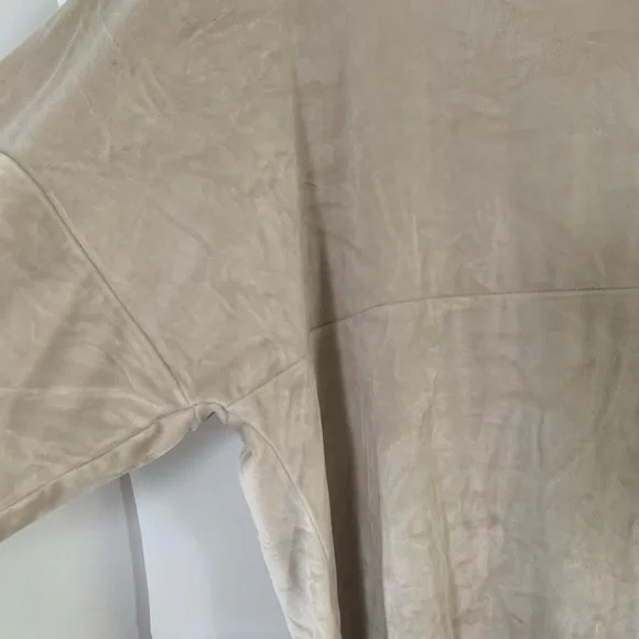 Victoria's Secret PINK Women’s LG Pullover Ivory Shirt SOFT Fleece Long Sleeves - Picture 6 of 16